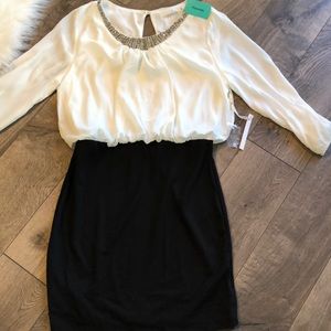 💥 Black & White Beaded collar dress size L